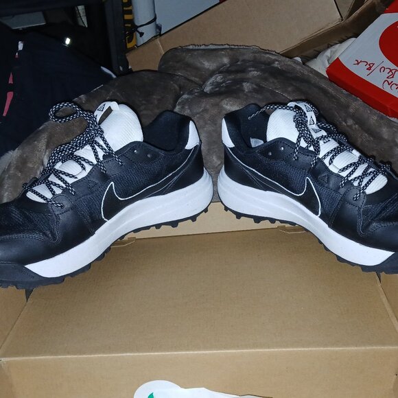 Nike ACG's New, Still in box, Size 11, Artistically Customized - Picture 6 of 14